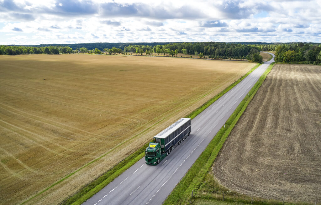 The solar-powered Scania truck 